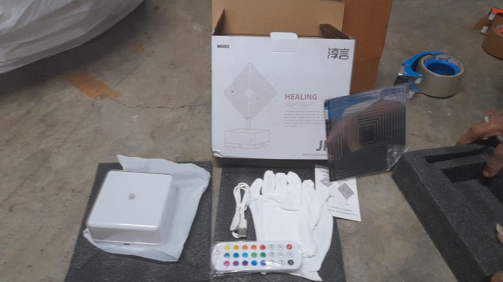 3D 360 Rotating Square Night Light